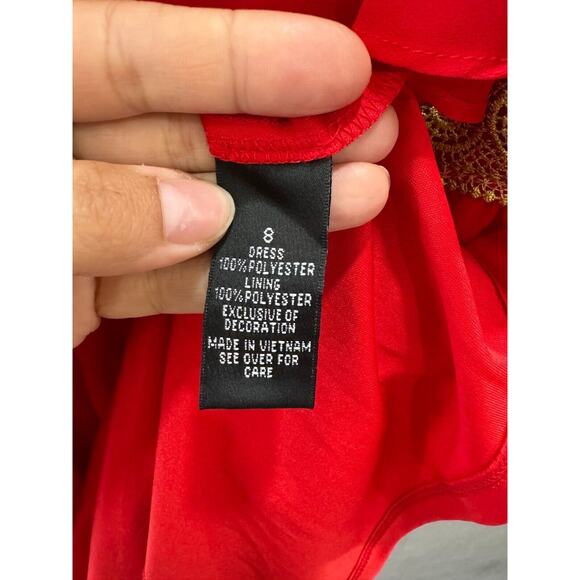 Amy Byer Girls Red Fit & Flare Dress Size 8 Sleeveless Gold Trim Necklace Accent - Picture 7 of 9